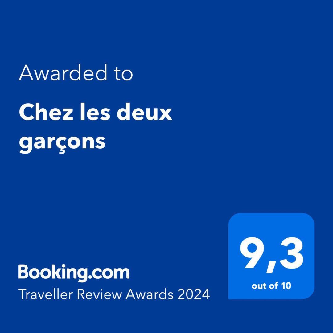 蒙鲁日Chez Les Deux Garcons公寓 外观 照片